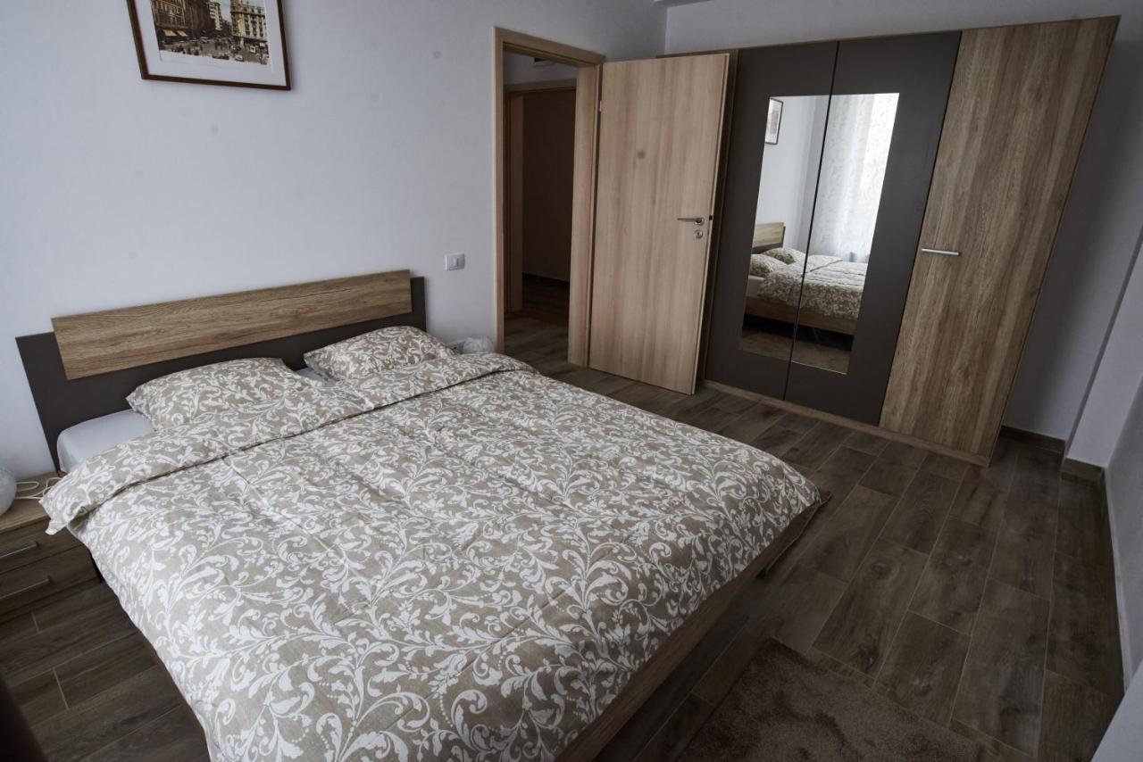 At Central Apartments Bucharest Luaran gambar